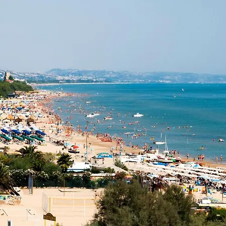 Appartamento Edera Silvi Vacanza *